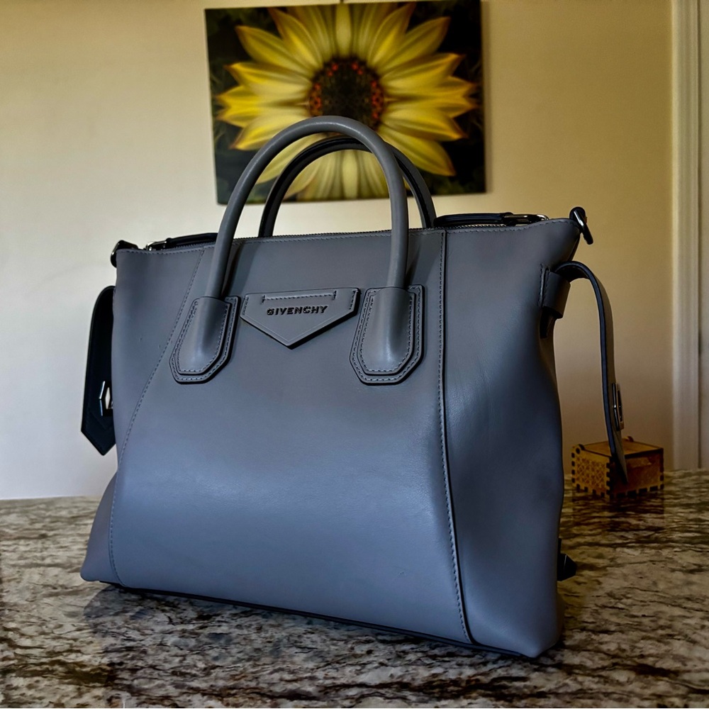Grey Givenchy Antigona leather tote bag